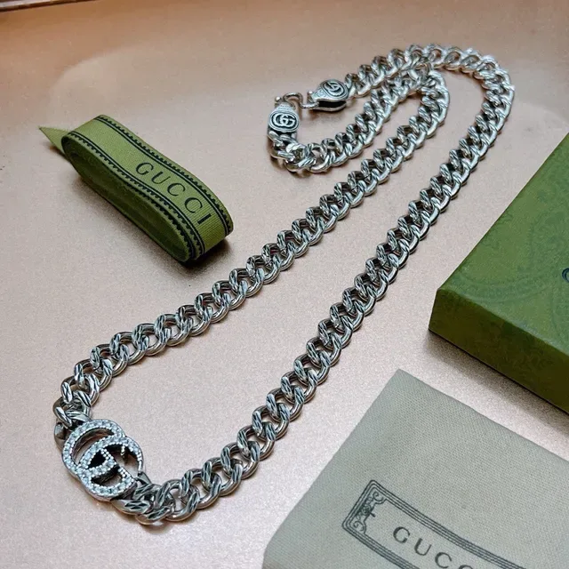 Gucci GG Marmont Pavé Interlocking GG Curb-Link Necklace 8