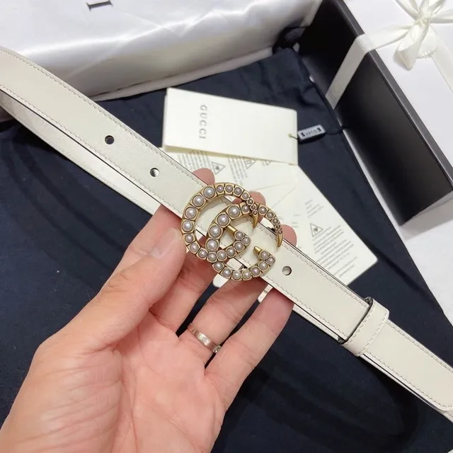 Ceinture en cuir Gucci GG Marmont perlée blanc cassé 2