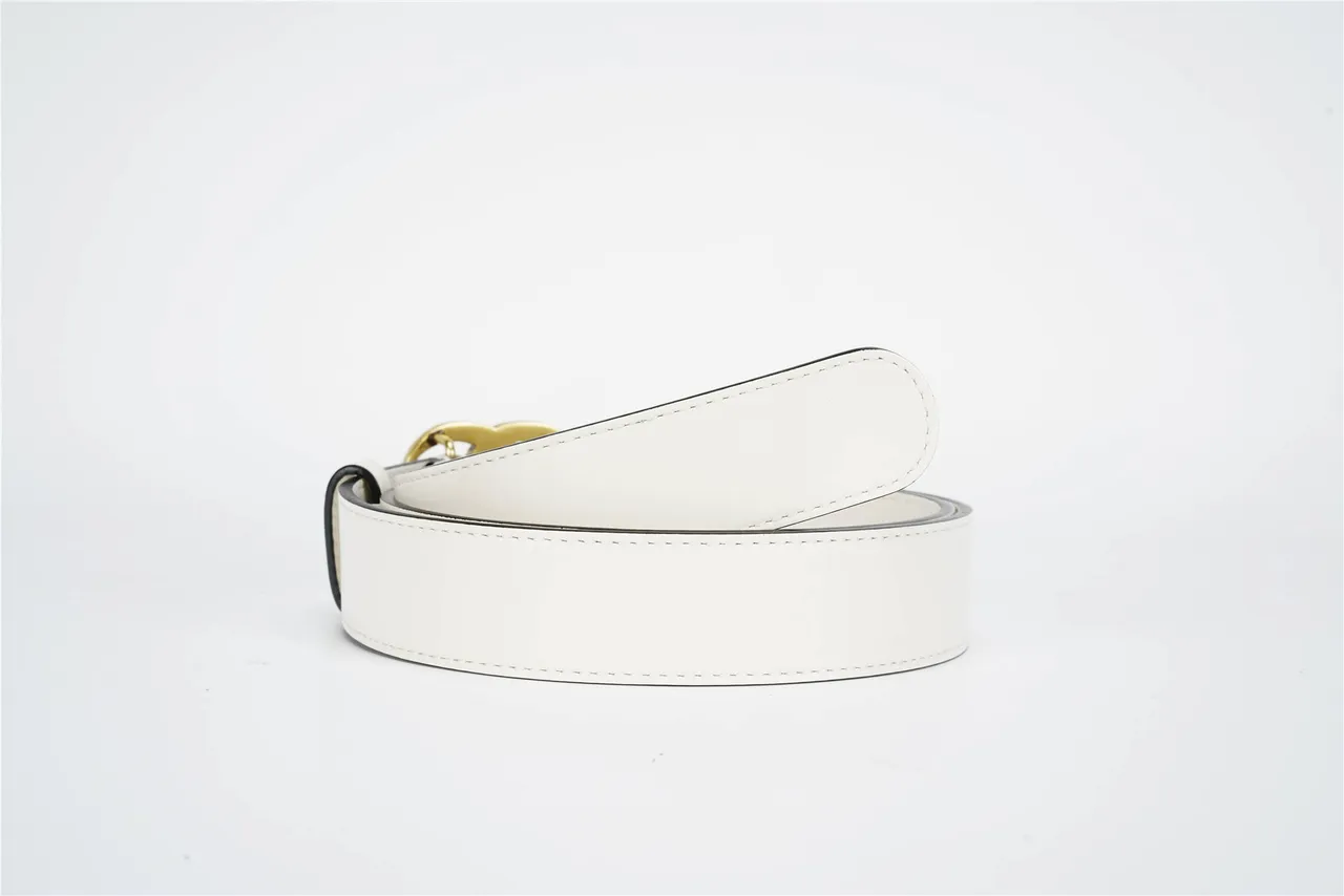 Gucci GG Marmont Ceinture en cuir blanc ornée de perles 3