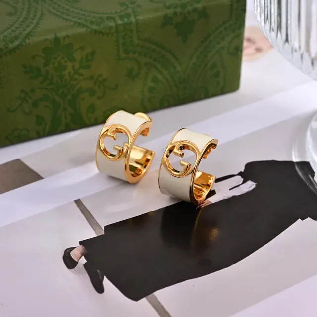 Gucci GG Marmont Pink Enamel Gold-Tone Hinged Hoop Earrings 2