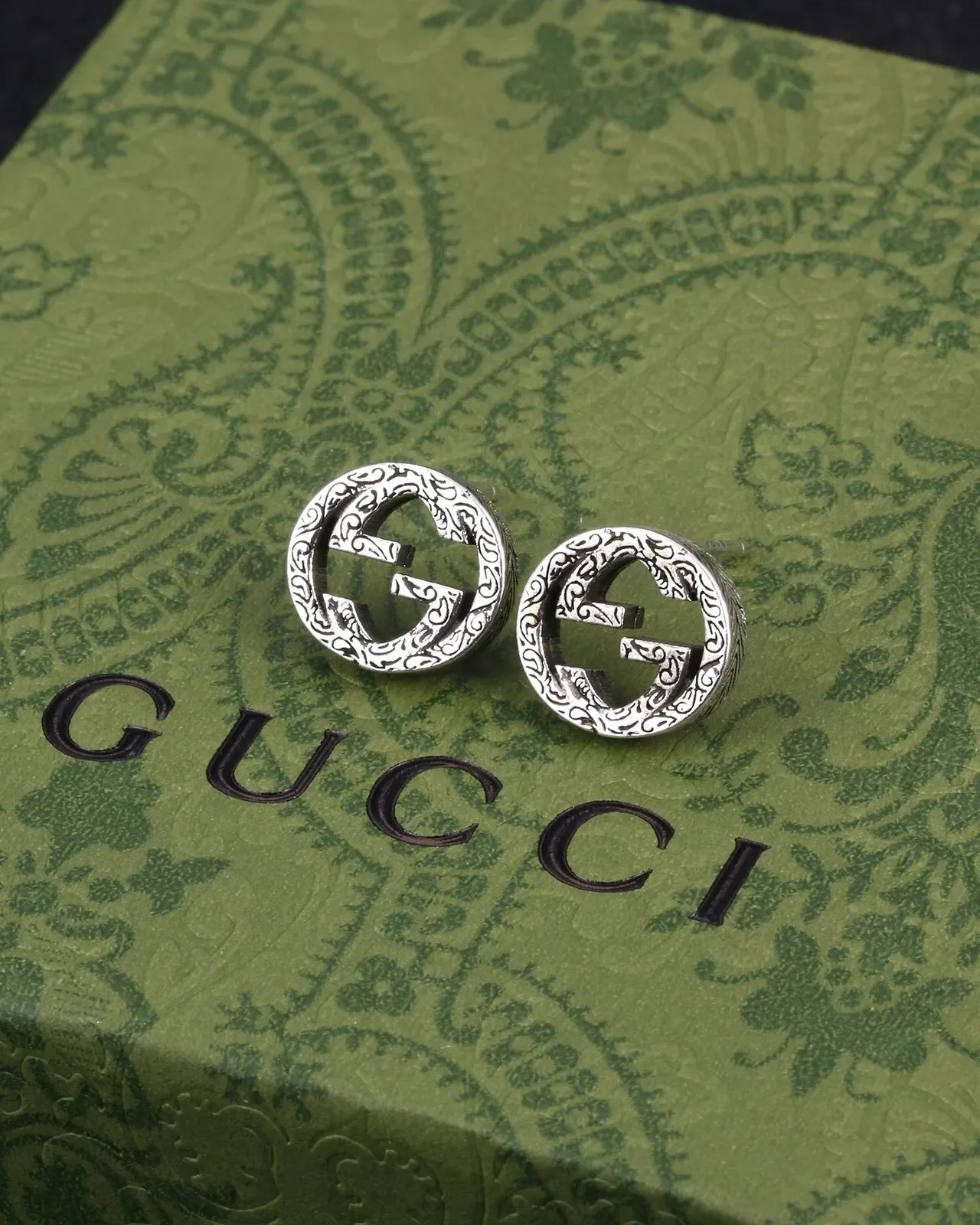 Gucci GG Marmont Silver Circular Stud Interlocking G Logo Earrings 2