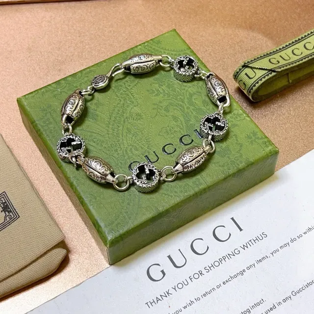 Gucci GG Motif Engraved Silver-Tone Bracelet 6