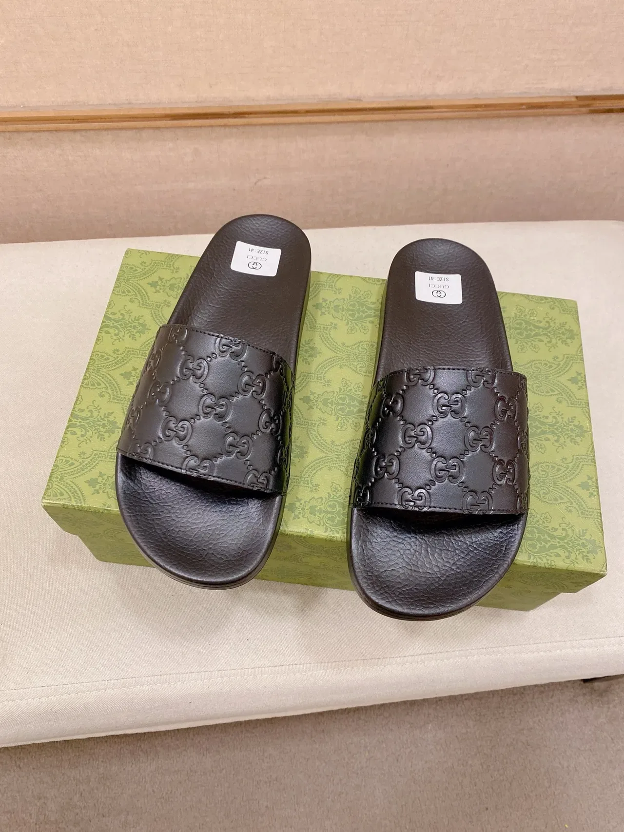 Gucci GG Slide Black Red Quilted Motif Strap Molded Rubber Sole Slippers 5