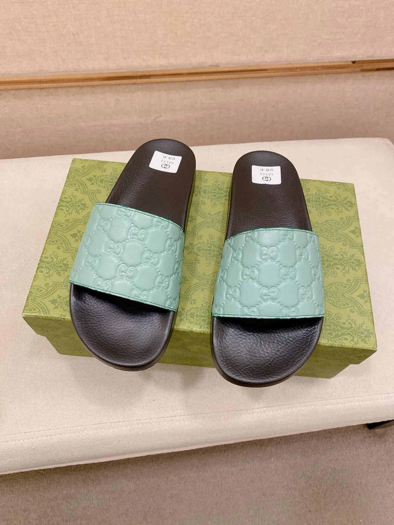 Gucci GG Slide Black Red Quilted Motif Strap Molded Rubber Sole Slippers 6