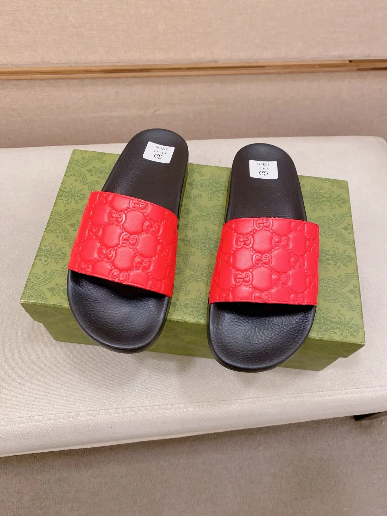 Gucci GG Slide Black Red Quilted Motif Strap Molded Rubber Sole Slippers 8