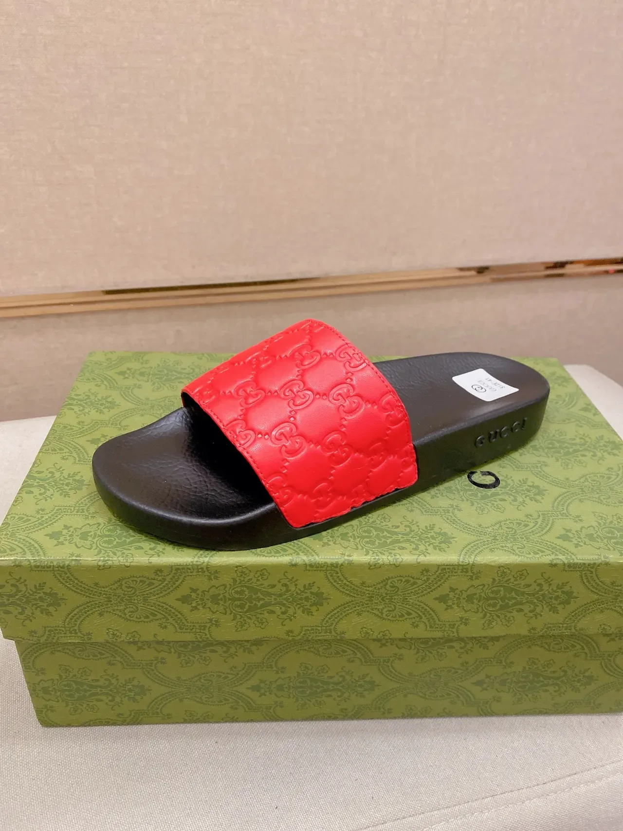 Gucci GG Slide Black Red Quilted Motif Strap Molded Rubber Sole Slippers 17