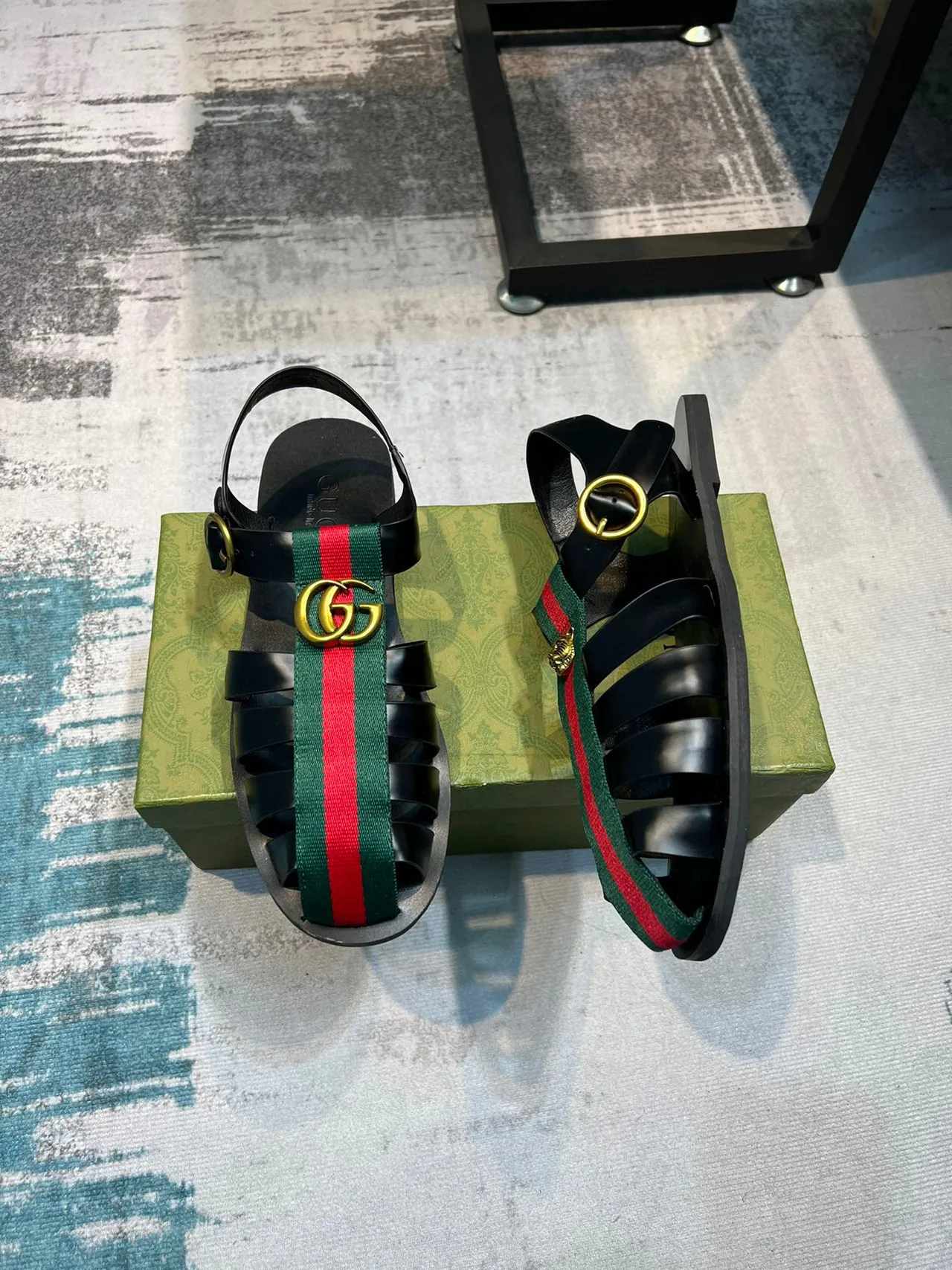 Gucci Gladiator Sandal Black Green Strappy Flat Gladiator Sandals 4