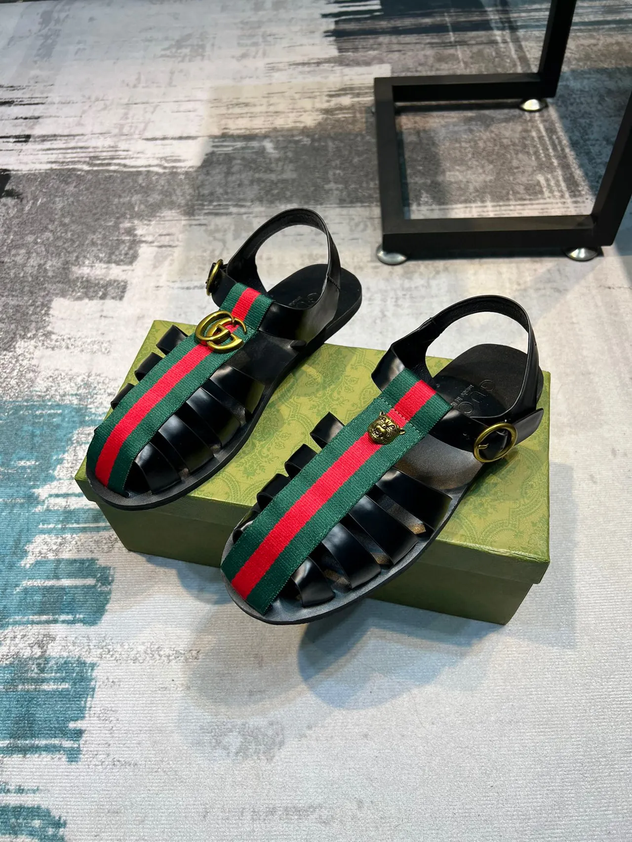 Gucci Gladiator Sandal Black Green Strappy Flat Gladiator Sandals 5
