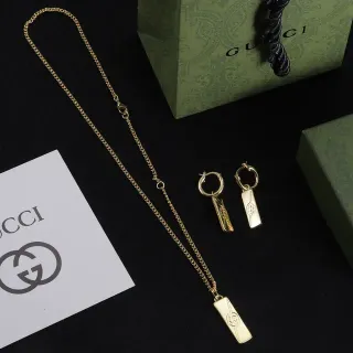 Gucci Gold Chain Rectangular Pendant Necklace
