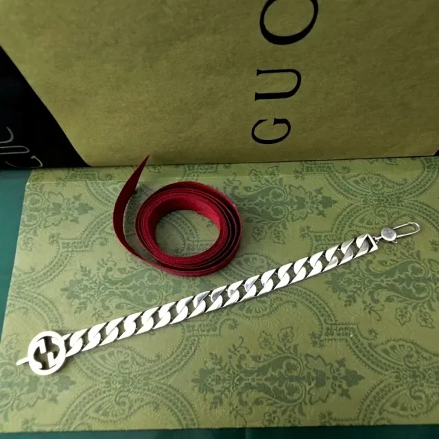 Gucci Cinto de couro corrente chunky curb-link dourada e prateada fivela G entrelaçada 3
