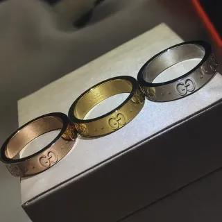 Gucci ذهبي وفضي Interlocking G Logo Dot-Accented Band خاتم