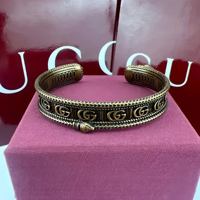 Gucci Gold Silver Interlocking G Motif Rope-Edge Border Bracelet 7