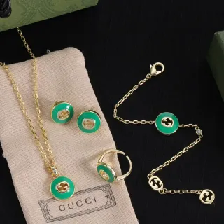 Gucci Green Gold Circular Enamel Pendant Interlocking G Logo Necklace