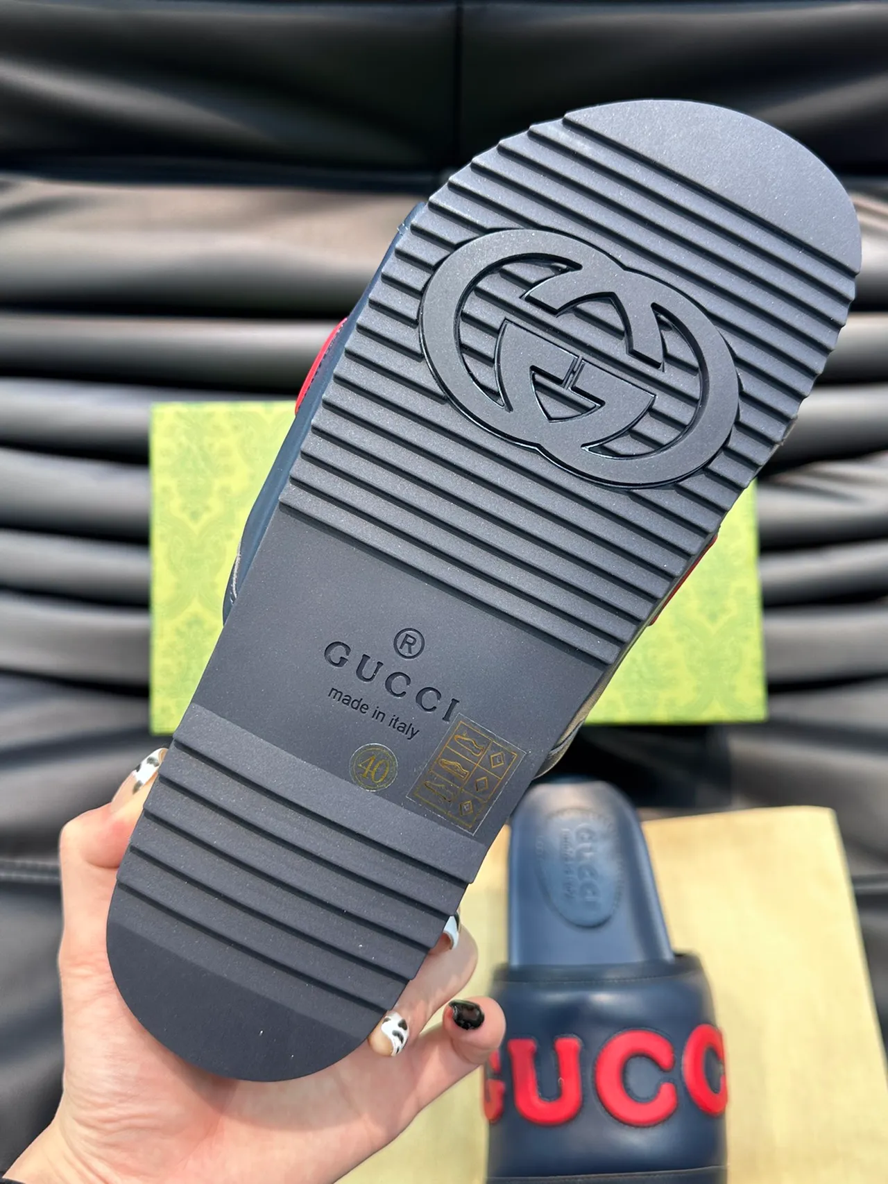 Gucci Vert et Rouge Logo-Strap Semelle Moldée Chaussons 4