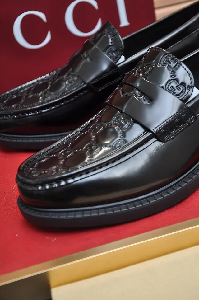 Gucci Horsebit 1955 Black Glossy Leather Loafers 2