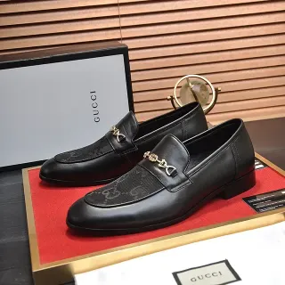 Gucci Horsebit 1955 काला चमड़ा और GG Canvas लोफर