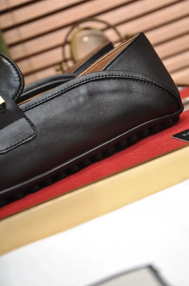 Gucci Horsebit 1955 Black Leather Gold Strap Loafers 2