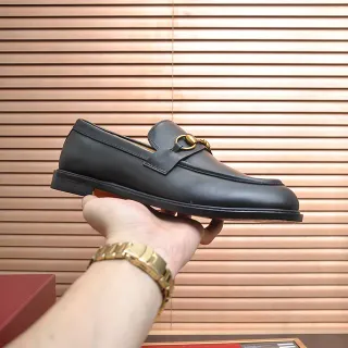 Gucci Horsebit 1955 黑色皮革马衔扣乐福鞋