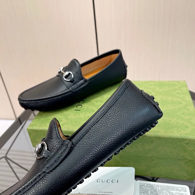Gucci Horsebit 1955 Black Pebbled Leather Loafers 6