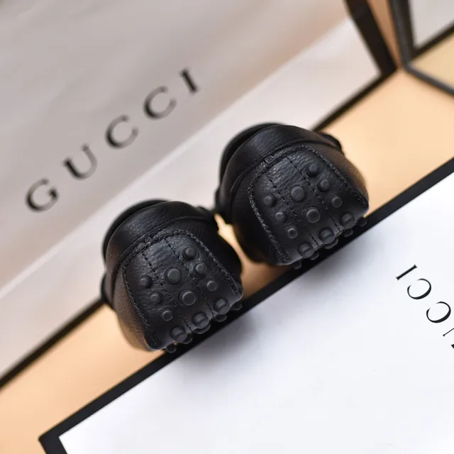 Gucci Horsebit 1955 Black Pebbled Leather Loafers 2