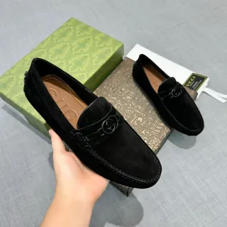 Gucci Horsebit 1955 काले स्वेड लोफर