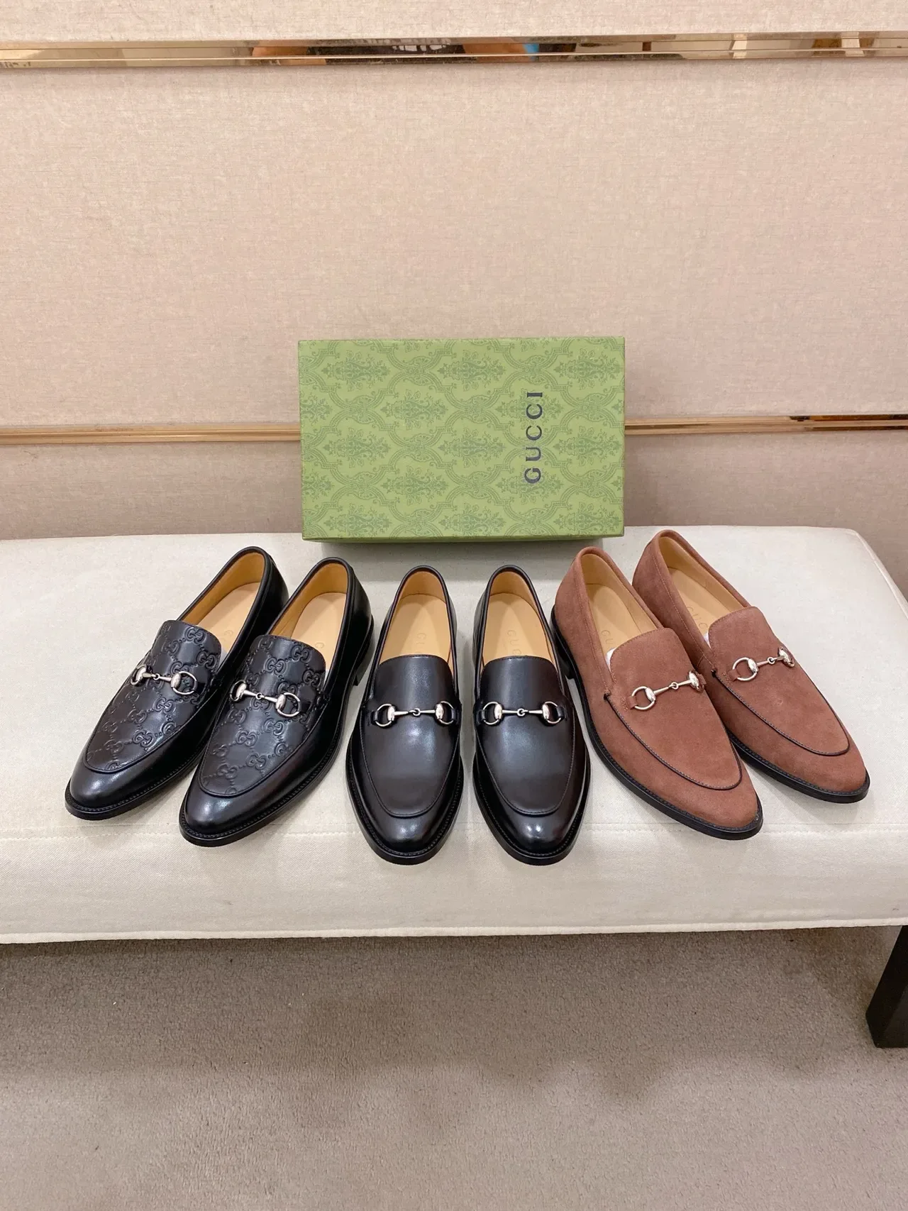 Gucci Horsebit 1955 Embossed GG Mocassin de Cuir Noir 2