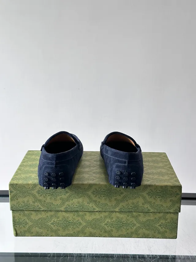 Gucci Horsebit 1955 mocassins en daim navy 3