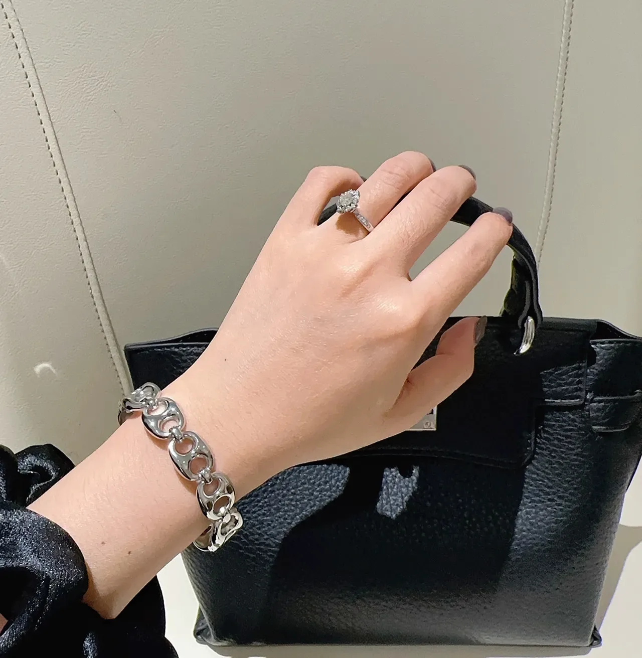 Gucci Horsebit 1955 Polished Silver Interlocking Oval Link Bracelet 8