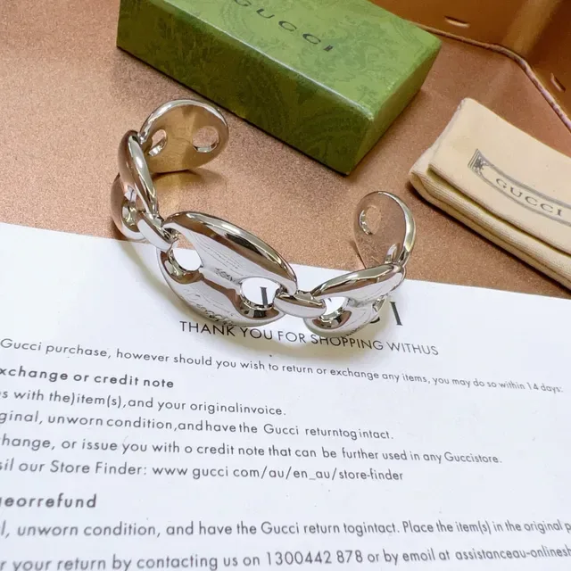 Gucci Horsebit 1955 Polished Silver-Tone Interlocking Oval-Link Bracelet 4