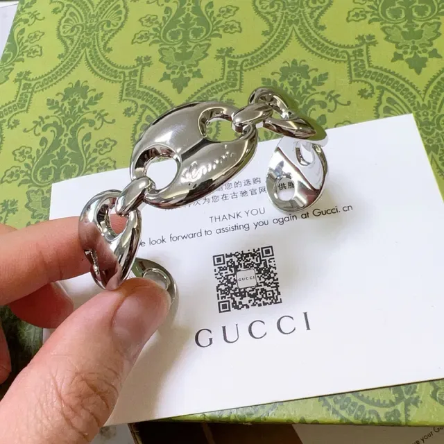 Gucci Horsebit 1955 Polished Silver-Tone Interlocking Oval-Link Bracelet 7