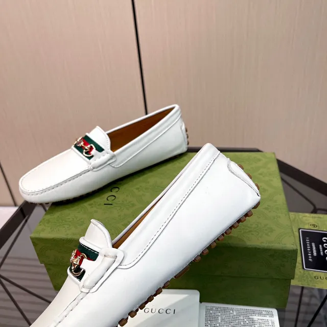 Gucci Horsebit 1955 White Leather Loafers 8