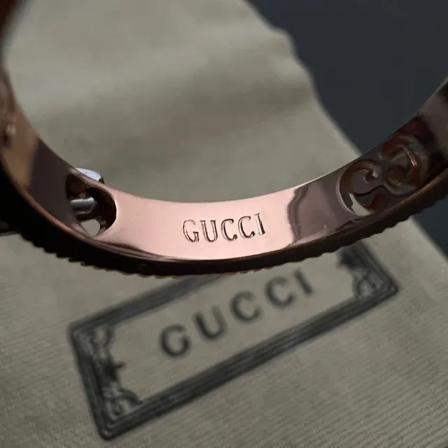 Bague Gucci Icon Series 18K Or Rose avec étoile 2