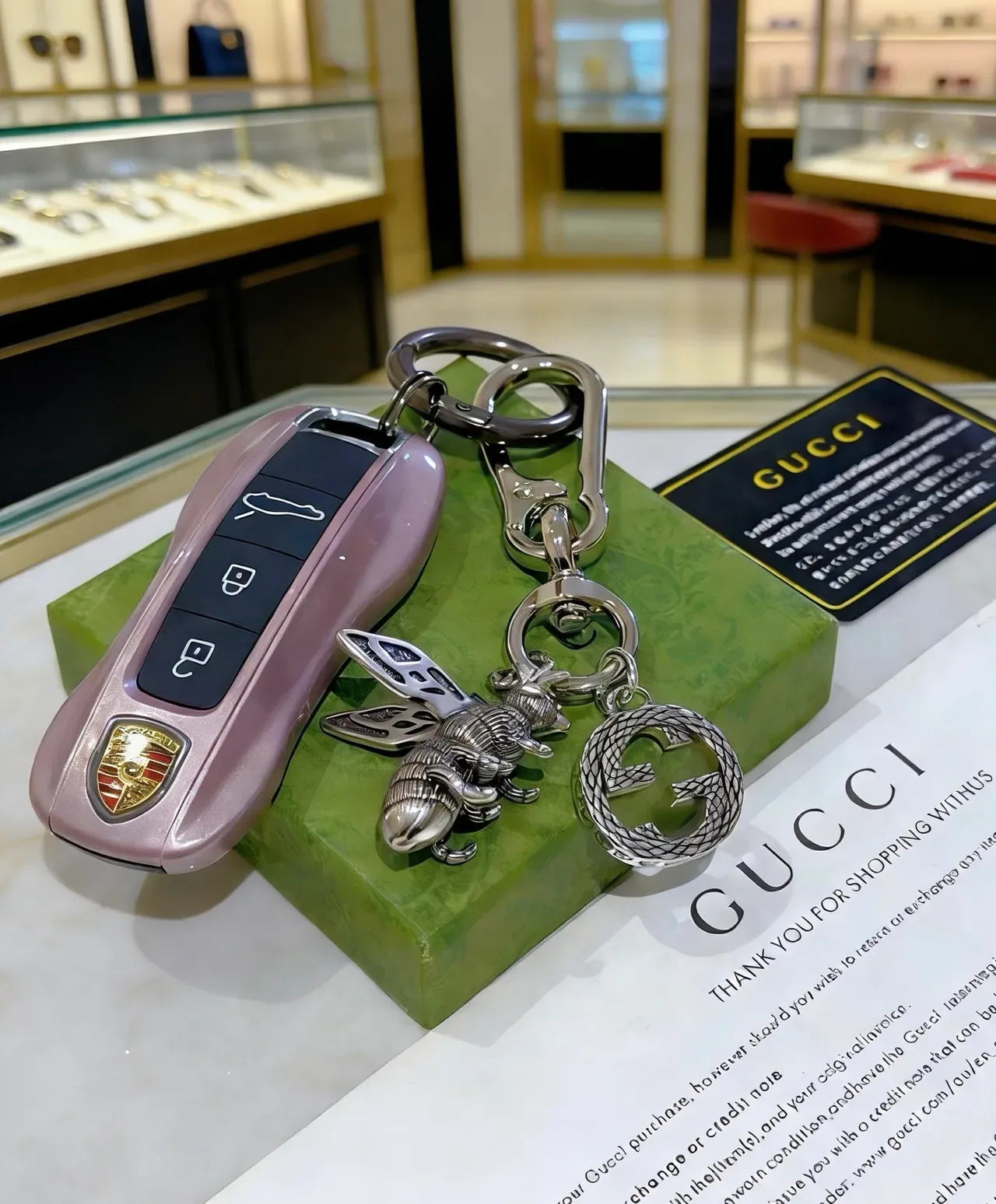Gucci Interlocking G and Bee Keychain Silver Metal Logo Bracelet 4