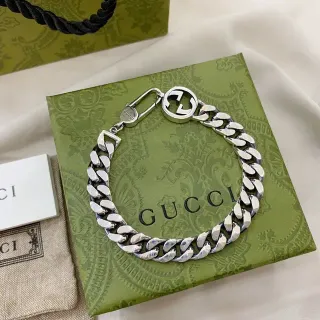Gucci Interlocking G Pulsera Curb-Link Plata
