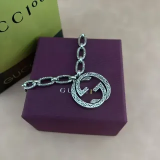 Gucci Interlocking G Filigree Pendant Necklace