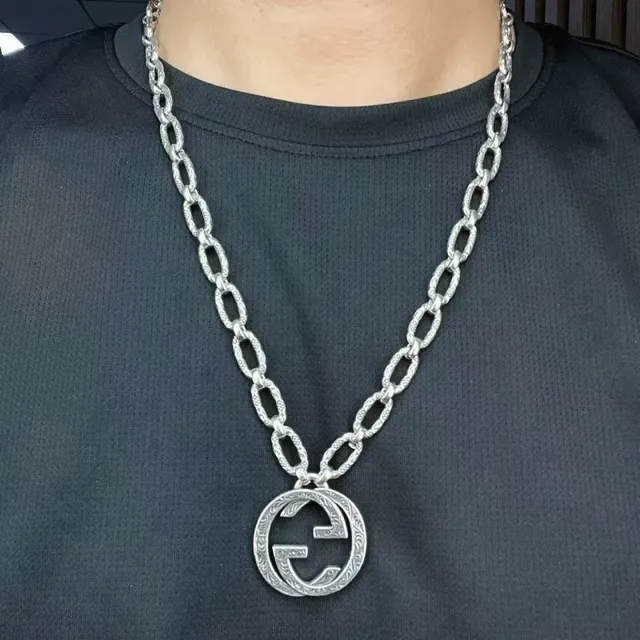 Gucci Interlocking G Filigree Pendant Necklace 2
