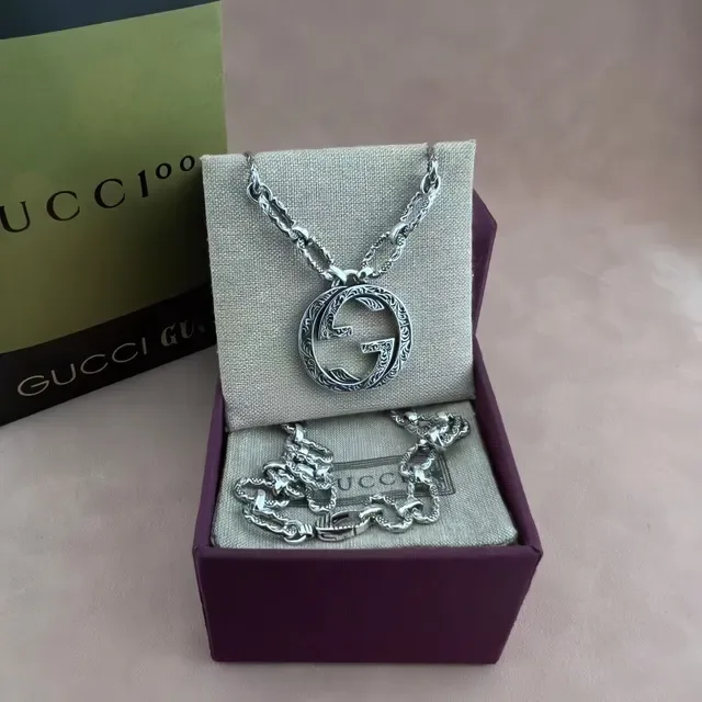 Gucci Interlocking G Filigree Pendant Necklace 6