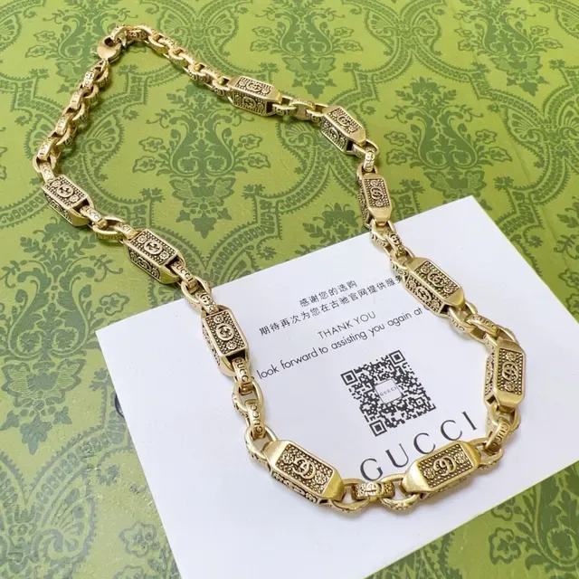 Gucci Interlocking G Logo Gold-Tone Chain Necklace 2