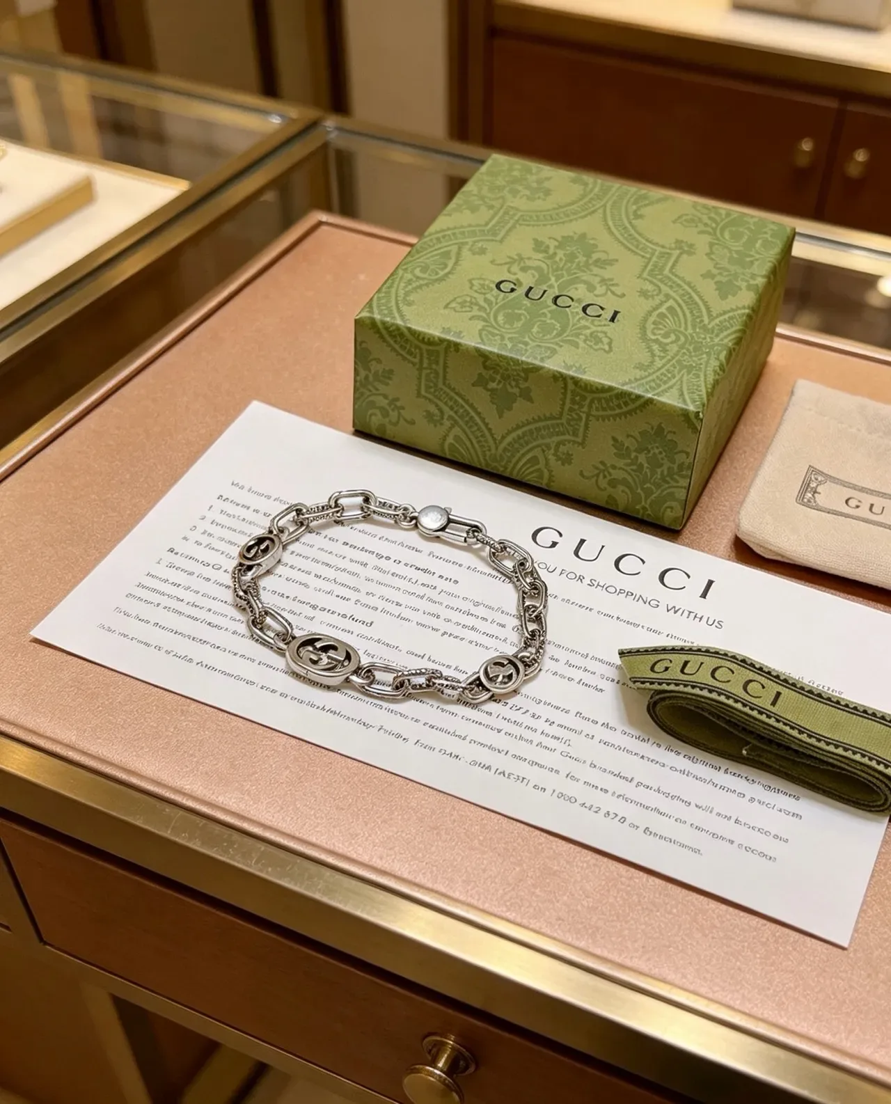Gucci Interlocking G Silver Chunky Chain-Link GG Medallions Bracelet 5