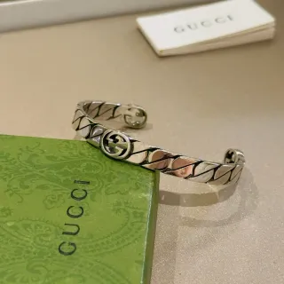 Gucci Interlocking G Twisted-Link Silver Open Cuff Bracelet