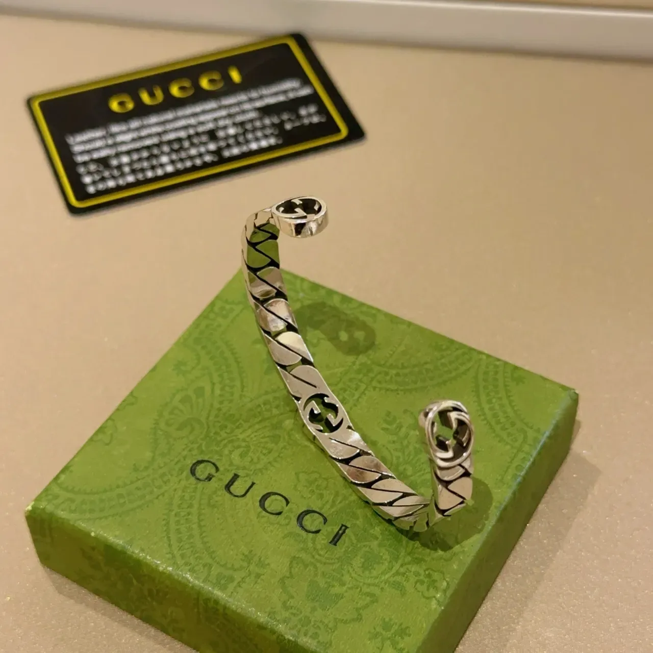 Gucci Interlocking G Twisted-Link Silver Open Cuff Bracelet 3