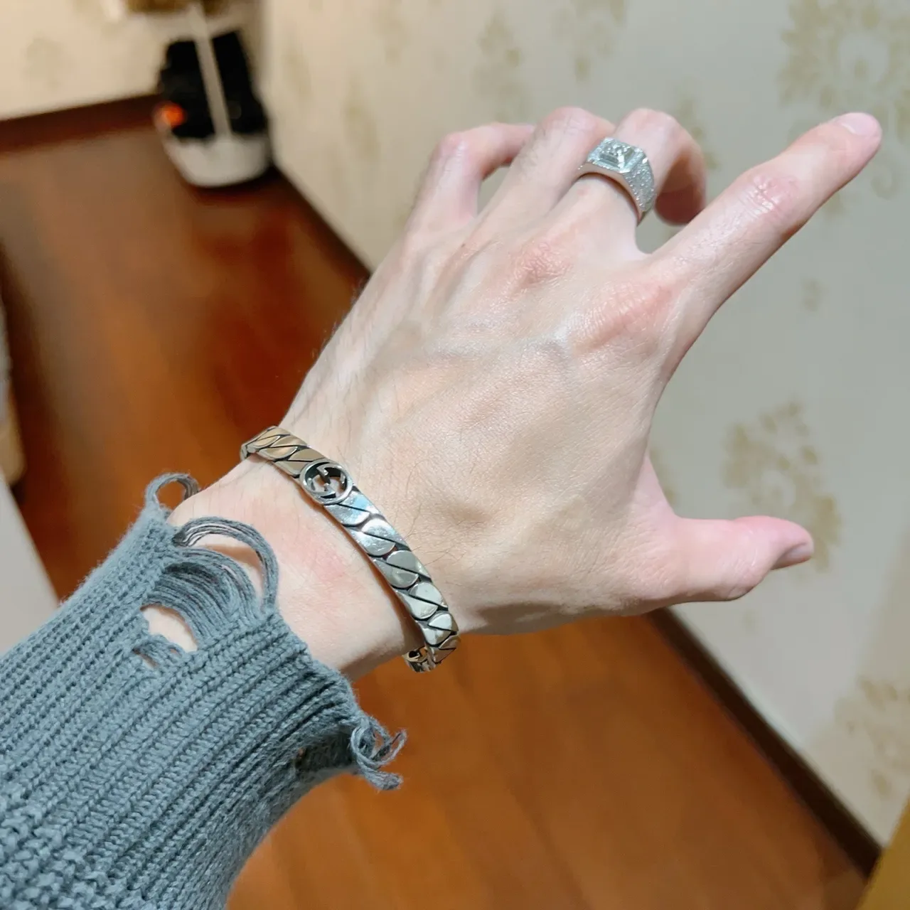 Gucci Interlocking G Twisted-Link Silver Open Cuff Bracelet 8