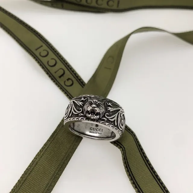 Gucci Lion Head Ornate Scrollwork خاتم فضي 5