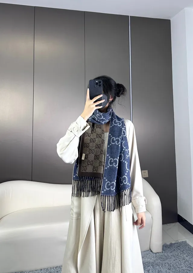 Gucci Reykjavik Noir Cashmere écharpe 4