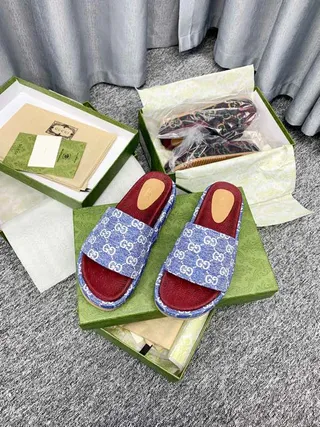 Gucci Screener Blue GG Monogram Red Footbed Slippers 3