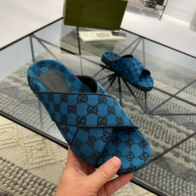 Gucci Screener नीला GG Monogram चप्पल 7