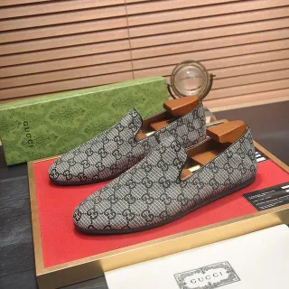 Gucci Screener GG Monogram 提花乐福鞋