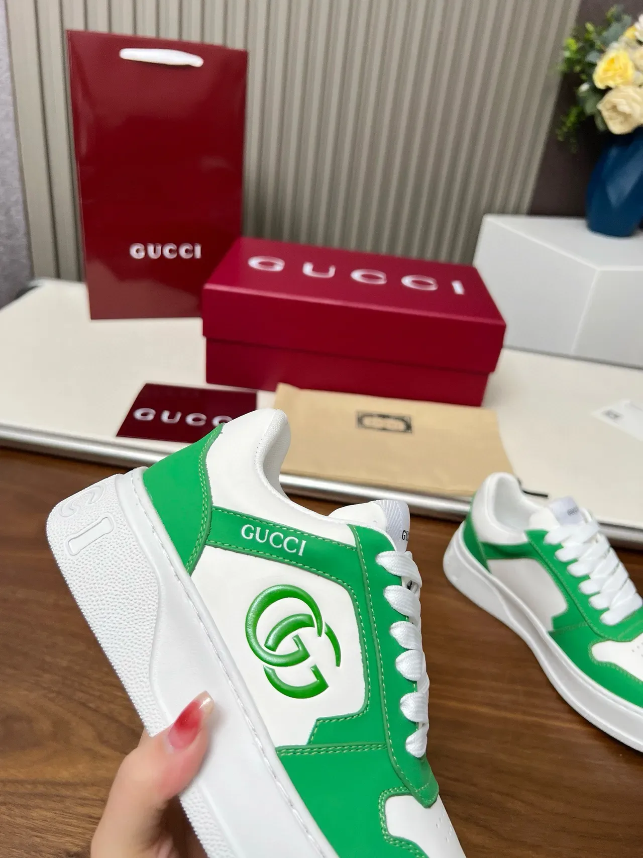 Gucci Screener Vert et Blanc Lifestyle Sneakers 2