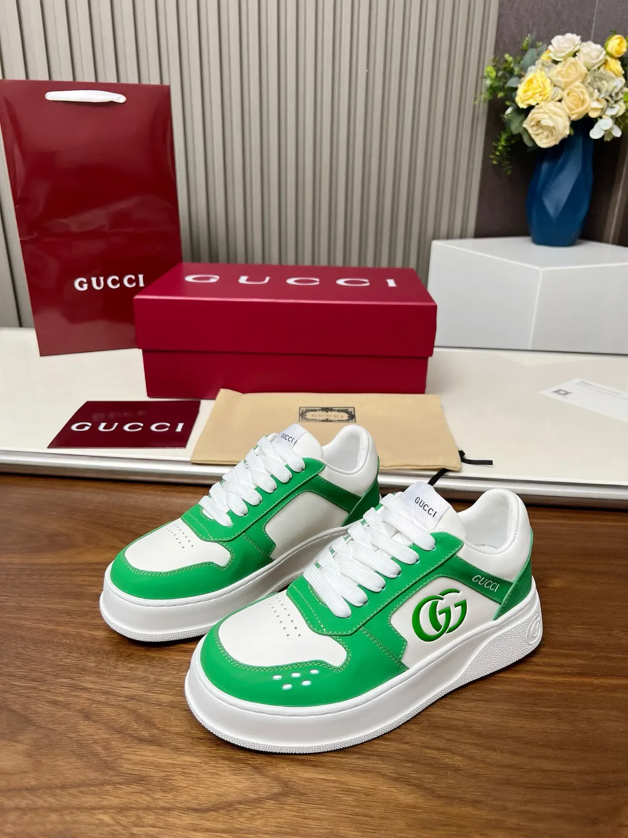 Gucci Screener Vert et Blanc Lifestyle Sneakers 3