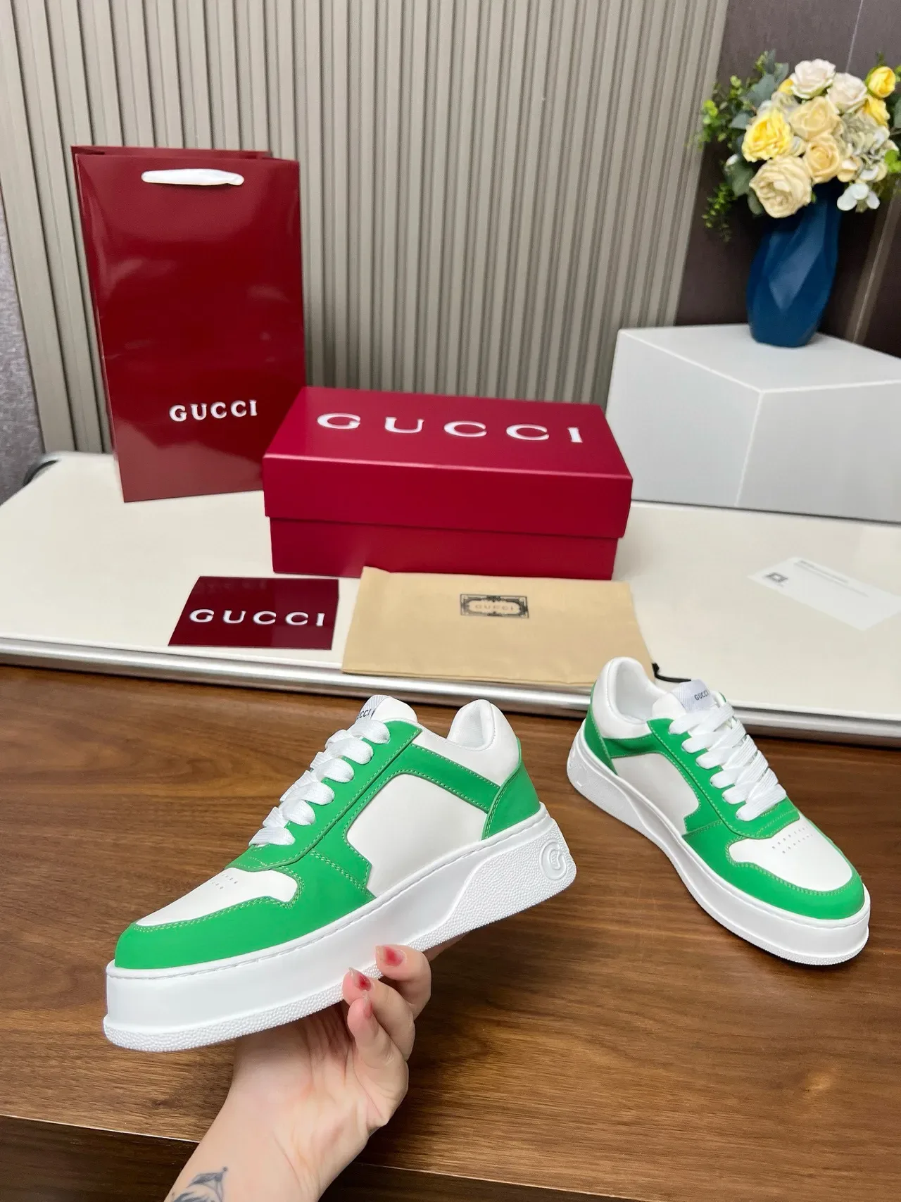 Gucci Screener Vert et Blanc Lifestyle Sneakers 5
